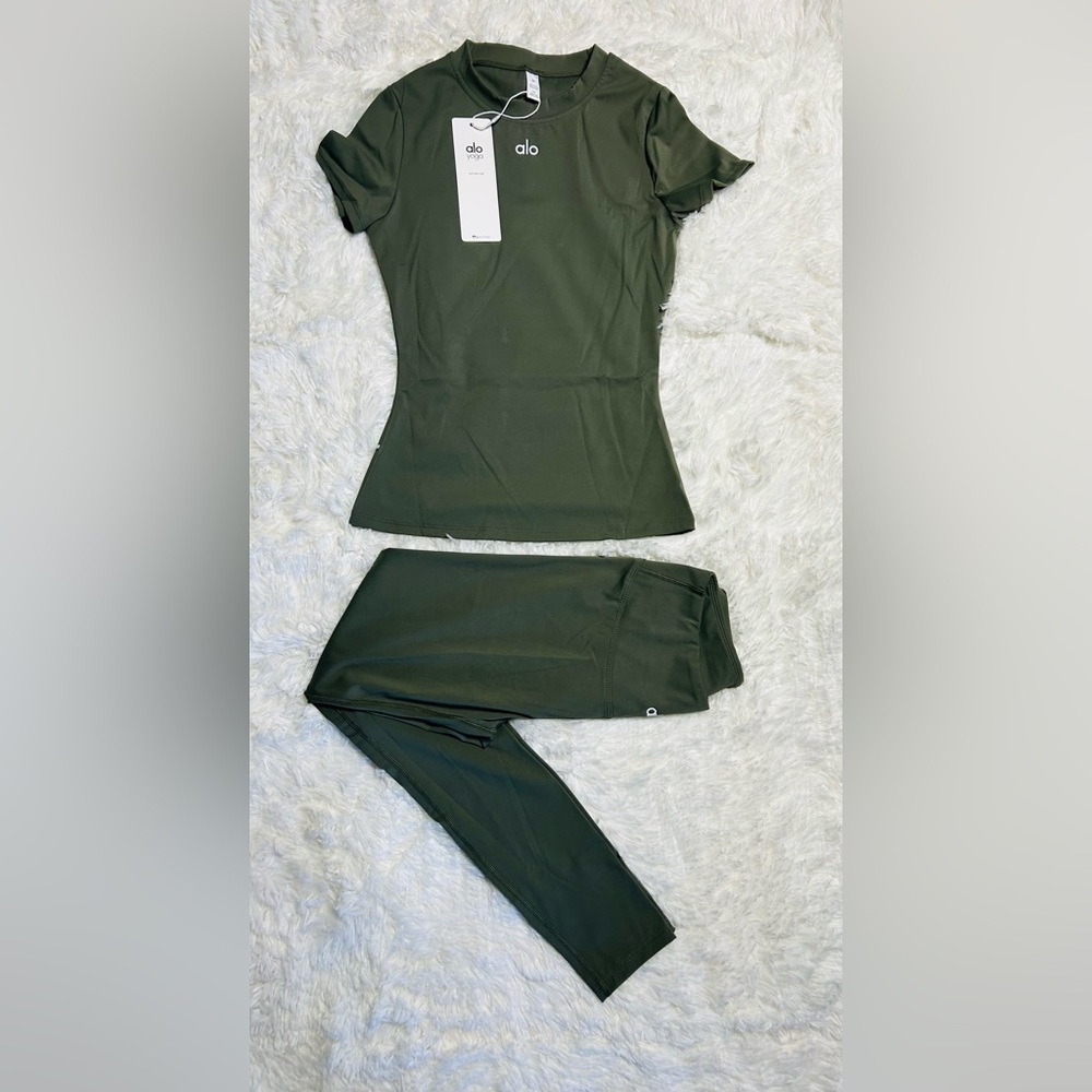 ALO Yoga Olive Green Leggings Set